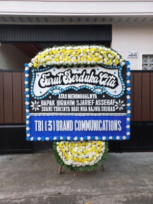 Papan Bunga Duka di Jadirejo